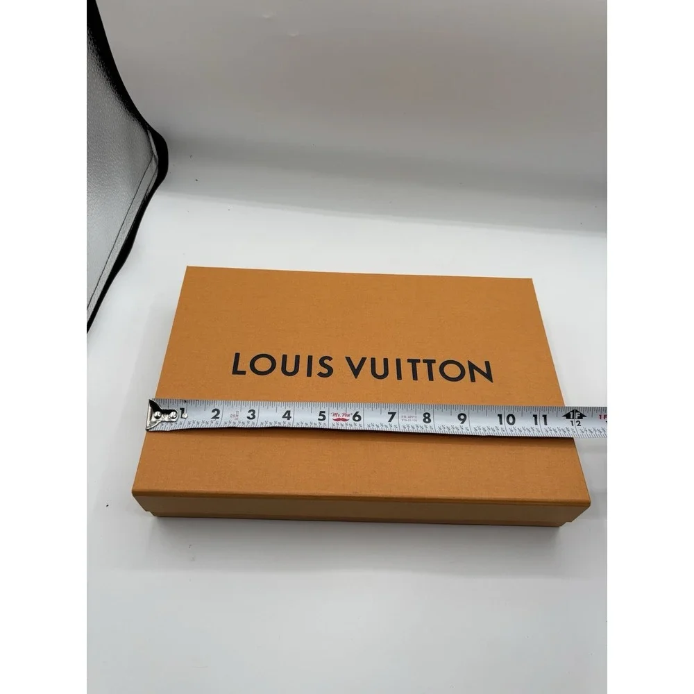 Louis Vuitton Authentic Magnetic Top Closing Empty Box 12